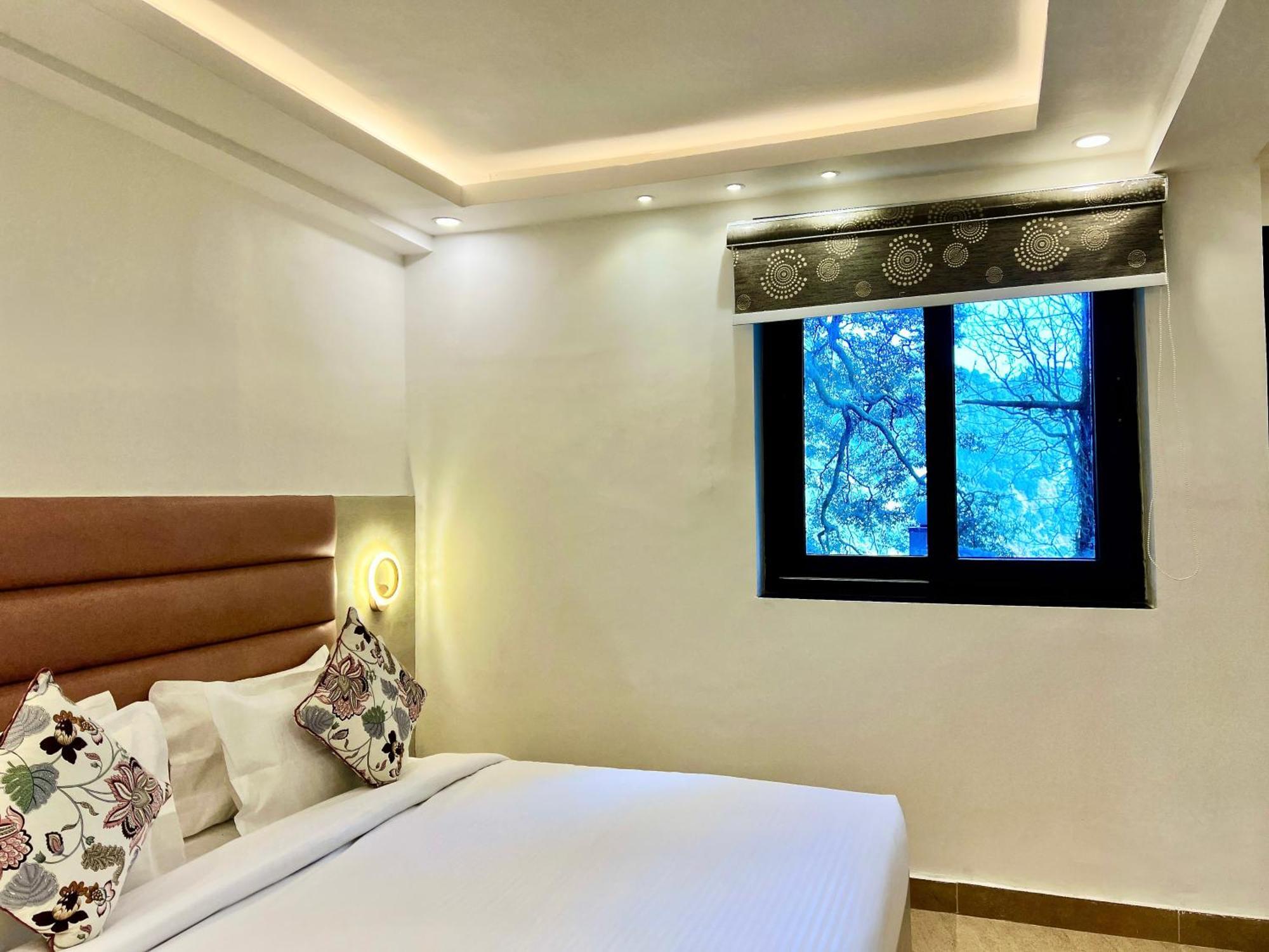 Hotel Pride Inn - 800 Mts From Mall Road Mussoorie Exterior photo