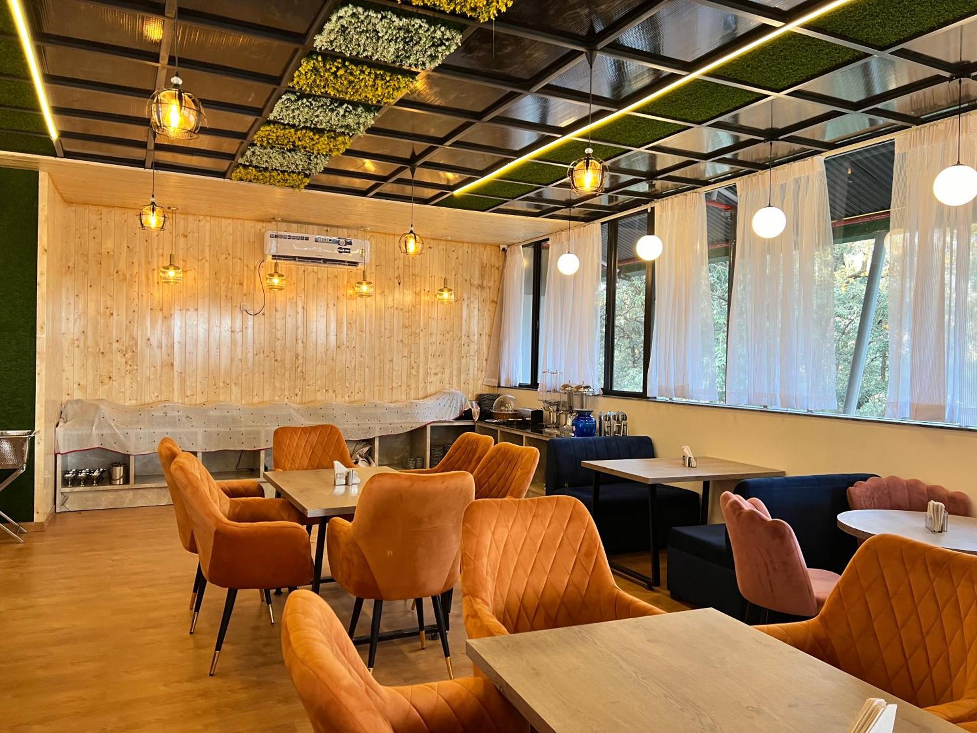 Hotel Pride Inn - 800 Mts From Mall Road Mussoorie Exterior photo